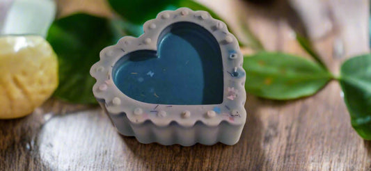 Ruffled Heart-Shaped Wax Melts | Scented Aromatherapy | Easy to Cut